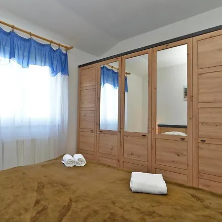 Idyllic Escape In Fasana, Relax And Unwind Διαμέρισμα