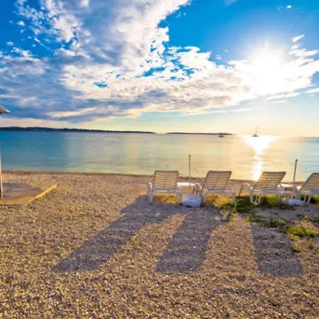 Apartment Idyllic Escape In Fasana, Relax And Unwind