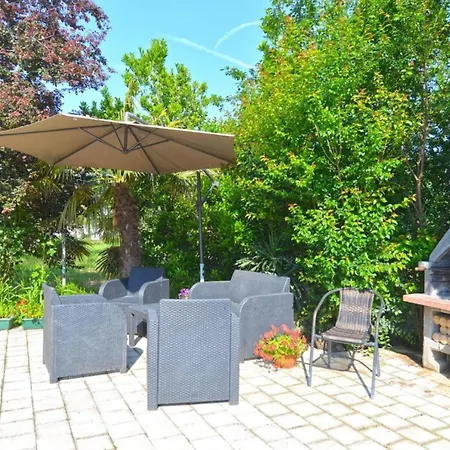 Idyllic Escape In Fasana, Relax And Unwind Apartment Fazana