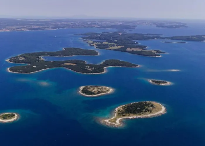 Idyllic Escape In Fasana, Relax And Unwind Apartman Fažana