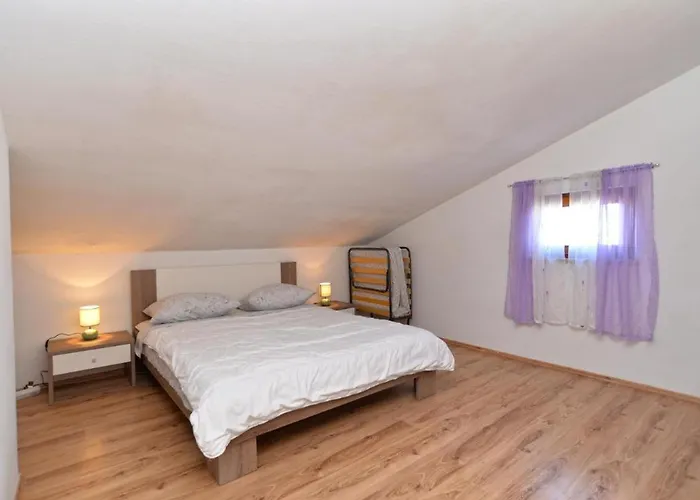 Idyllic Escape In Fasana, Relax And Unwind Apartman Fažana