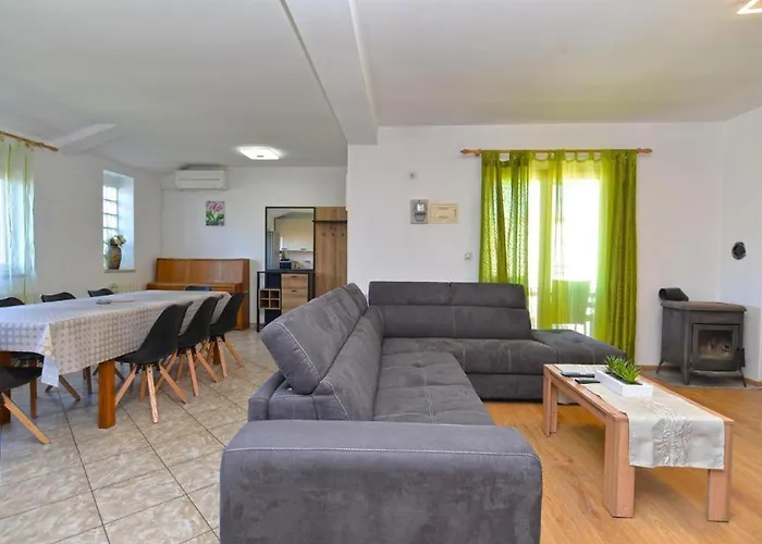 Idyllic Escape In Fasana, Relax And Unwind Apartman