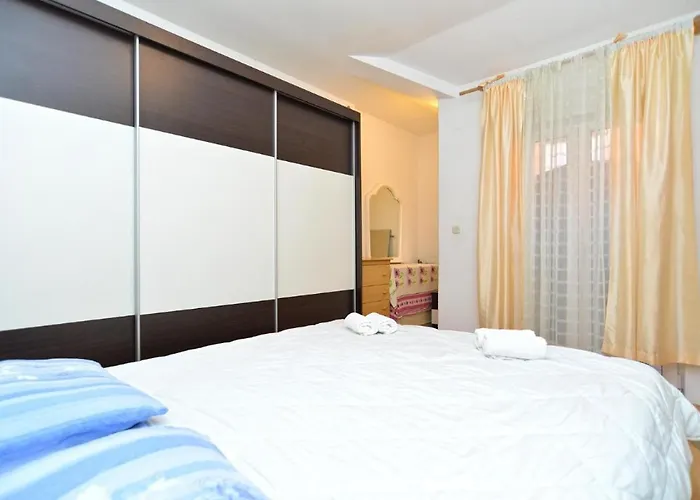 Idyllic Escape In Fasana, Relax And Unwind *