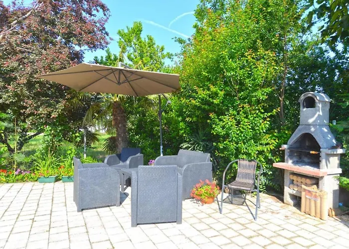 Idyllic Escape In Fasana, Relax And Unwind Apartman Fažana